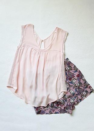 Пудрова блузочка