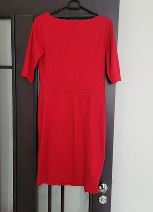 Трикотажна сукня кольору червогого2 фото
