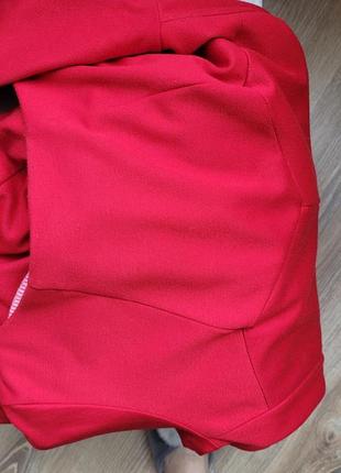 Трикотажна сукня кольору червогого3 фото
