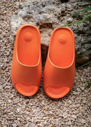 Тапки тапочки yeezy fwd slide шлепки7 фото