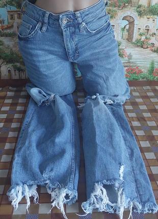 Фирменные стильные джинсы 42-44 размер тянутся