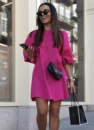 Коротке плаття вільного крою