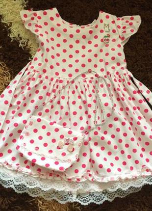 Нарядное платье с сумочкой белое в горошек