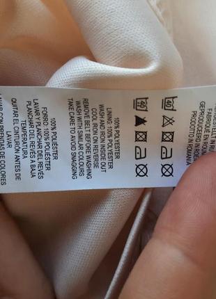 Біле плаття прикрашене квітами, сукня, сукня5 фото