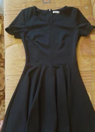 Чорне коротке плаття1 фото