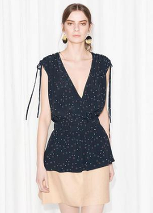 Блуза любимого бренда & other stories