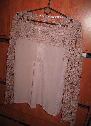 Блуза с кружевом пудровая