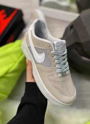 Nike air force 1 grey beige жіночі кросівки найк форс сірі бежеві крутые женские замшевые кроссовки беж серые1 фото