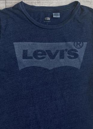 Футболка levi's indigo batwing logo t-shirt3 фото