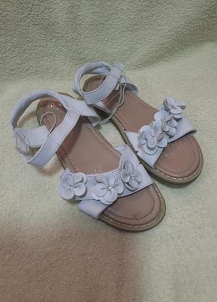 Босоніжки дитячі
