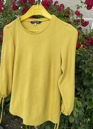 Кофтина, гарний колір канарковий
