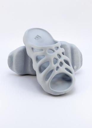 Жіночі adidas yeezy 450 slide