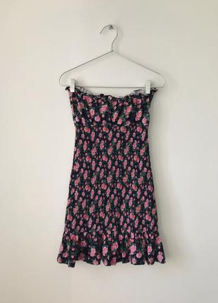 Летнее присборенное платье бандо asos 🌸 черное платье с розовым цветочным принтом без рукавов9 фото