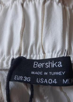 Стильнячие брючки бананы bershka р.s8 фото