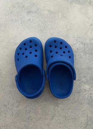 Crocs