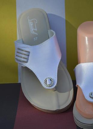 Сланцы женские