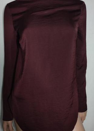 Бордовая блуза с длинным рукавом