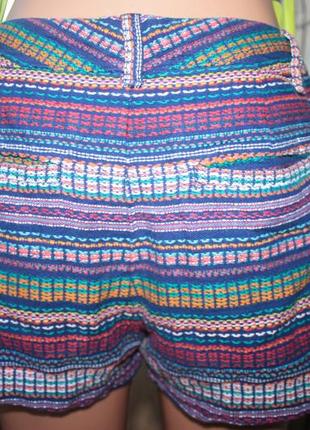Стильные яркие шорты в орнаментах бохо этно6 фото