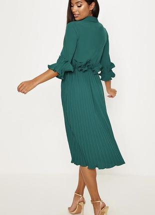 Зелёное платье миди2 фото