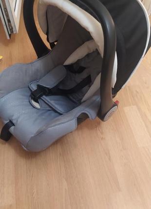 Автокрісло capsula bb0+