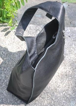 Стильна чорна шкіряна сумка на плече, кольори в асортименті3 фото