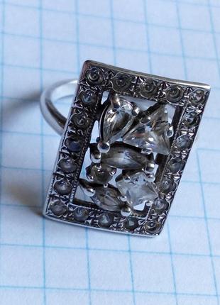 Серебряное кольцо в стиле ар-деко с цирконами7 фото