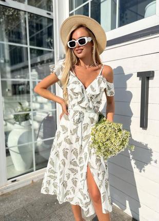 Літній білий сарафан на запах