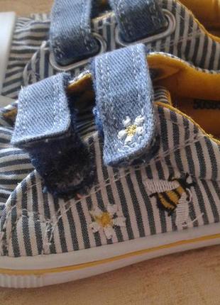 Продам детские кеды,стелька 13 см