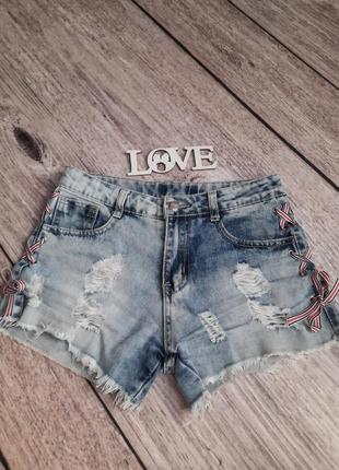 Джинсовые шорты на девочку 10-11лет