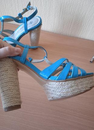 Босоніжки жіночі 3