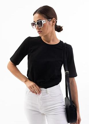 Жіноча однотонна базова футболка з довгим рукавом розмір s чорна