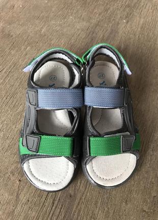 Нові дитячі босоніжки сірі6 фото