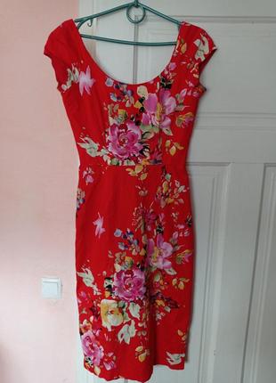 Шикарне плаття в квіточку вишиванка