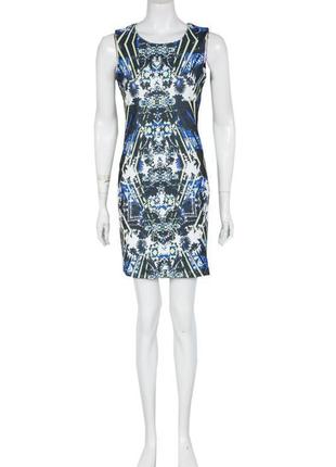 Неймовірне плаття з неймовірним принтом select по фигур