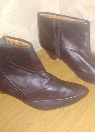 Черные ботинки удобный маленький каблук туфли сапоги corso como сток1 фото