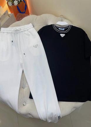 Спортивний костюм