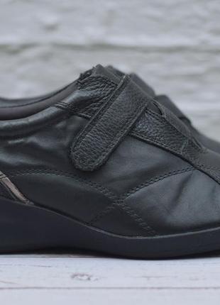 Чорні шкіряні жіночі кросівки footglove. 39 розмір. оригінал