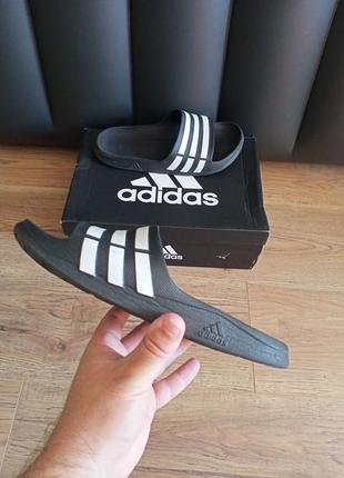 Шлепанцы,сланцы adidas duramo