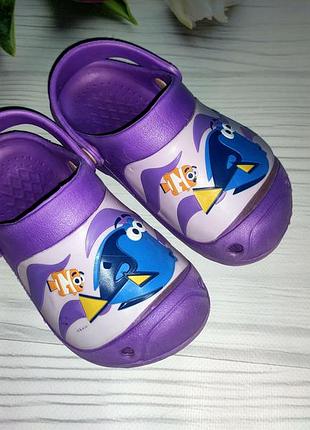 Кроксы с рыбкой дори