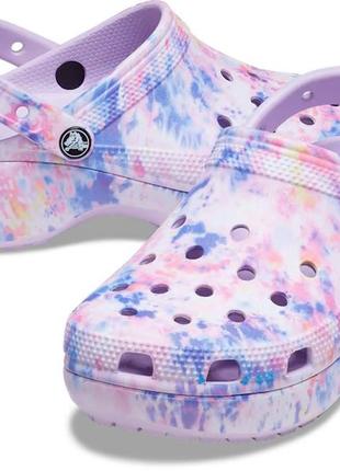 Сабо crocs platform tie-dye graphic, w9