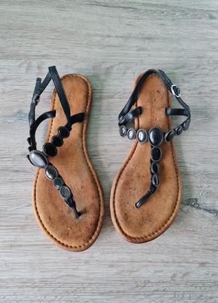 В'єтнамки босоніжки шльопанці tamaris