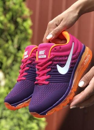 Яскраві жіночі кросівки nike air max 2017