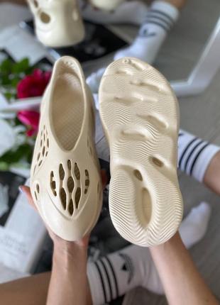 Кросівки adidas yeezy foam runner ochre beige3 фото