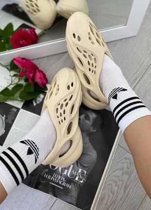 Кросівки adidas yeezy foam runner ochre beige7 фото