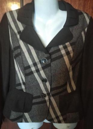 Гарний укорочений жакет на 44-46 укр 38 євро