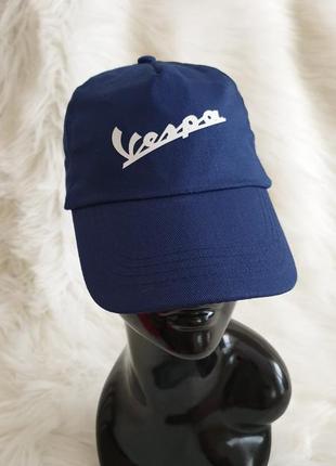 Кепка vespa