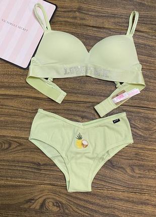 Комплект с камушками victoria’s secret & pink 34a+ s