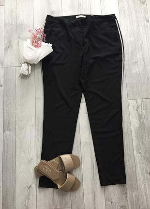 Штани чорні з смужками vero moda