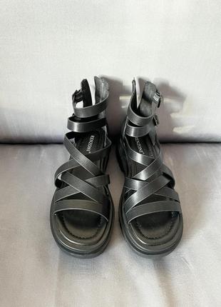 Босоніжки натуральна шкіра 37р.