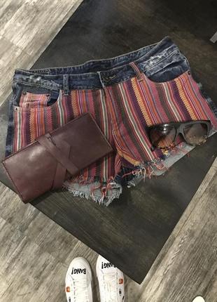 Круті джинсові шорти з етно вставкою